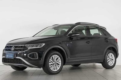 Volkswagen T-Roc 1.5 tsi Life dsg del 2024 usata a Lipomo