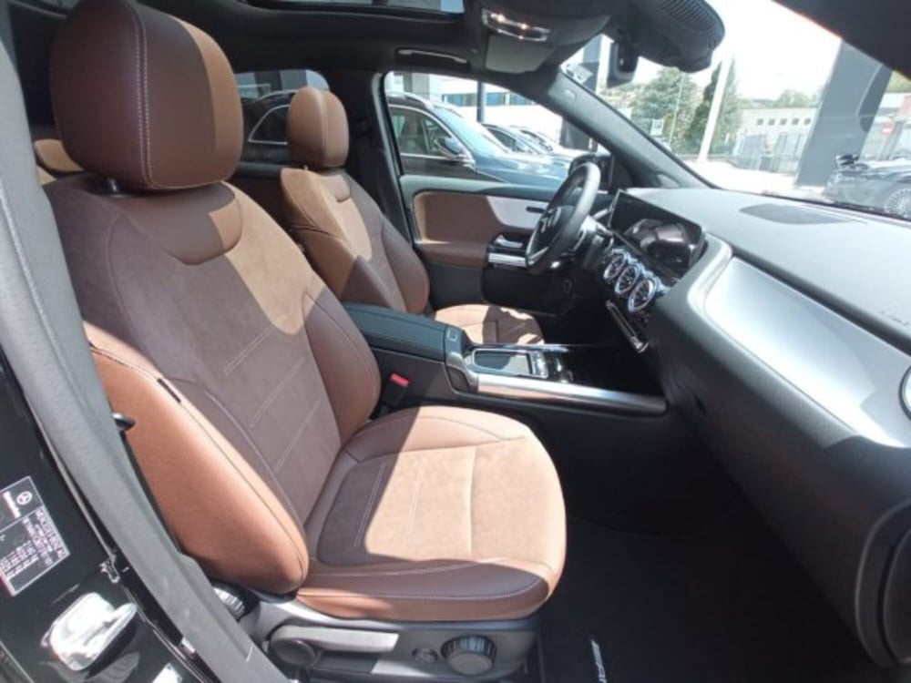 Mercedes-Benz GLA SUV nuova a Potenza (11)