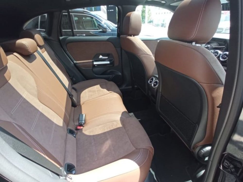 Mercedes-Benz GLA SUV nuova a Potenza (12)