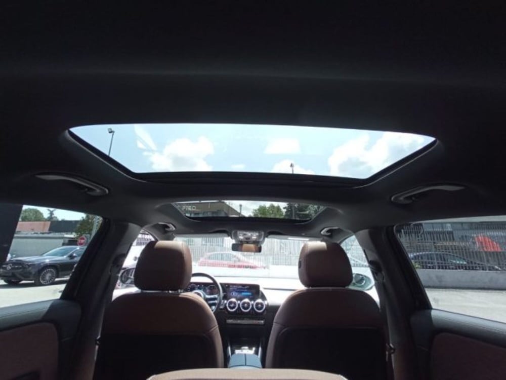 Mercedes-Benz GLA SUV nuova a Potenza (19)