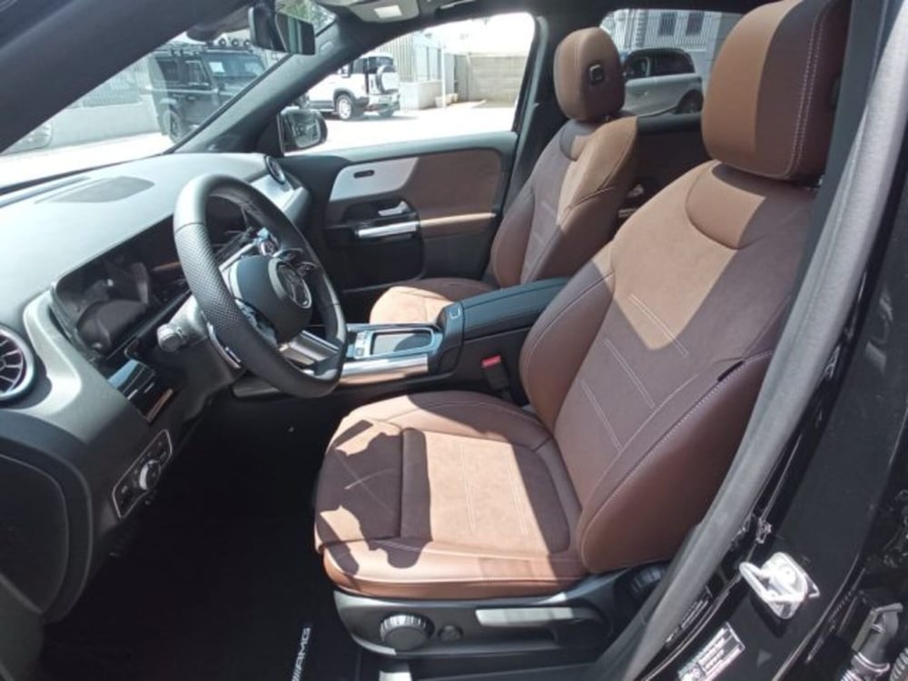 Mercedes-Benz GLA SUV nuova a Potenza (9)