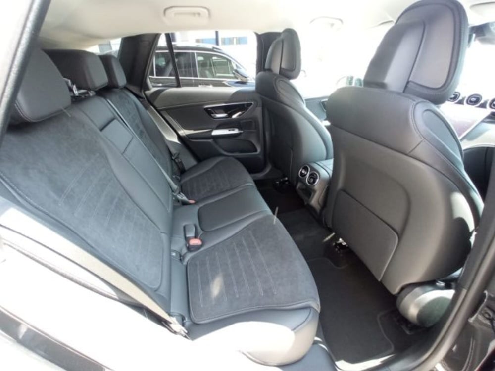 Mercedes-Benz GLC nuova a Potenza (10)