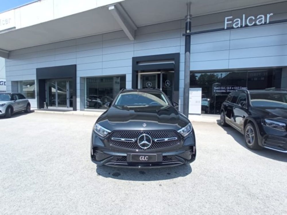 Mercedes-Benz GLC nuova a Potenza (2)