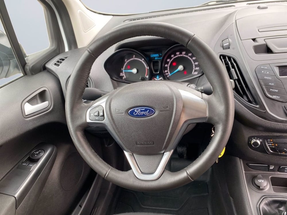 Ford Transit Courier usata a Milano (11)