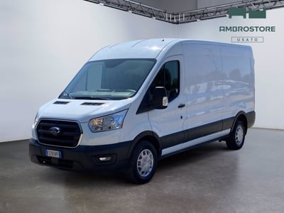 Ford Transit transit 330 2.0 tdci MHEV 130cv combi M1 trend L3H2 E6.2 del 2019 usata a Milano