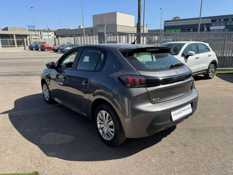 Peugeot 208 usata a Lecce (8)