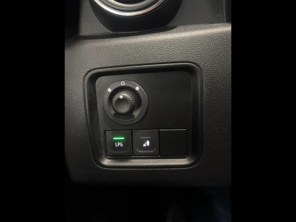 Dacia Duster usata a Siena (4)