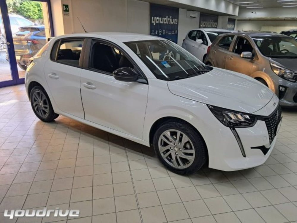 Peugeot 208 usata a Napoli (2)