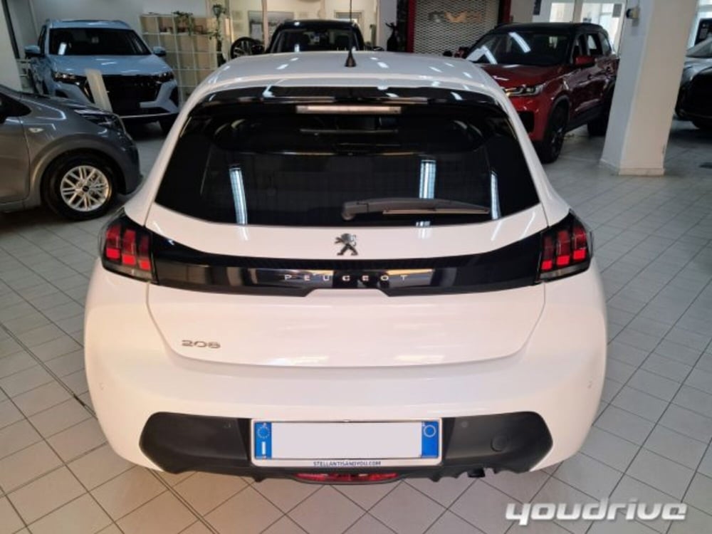 Peugeot 208 usata a Napoli (4)
