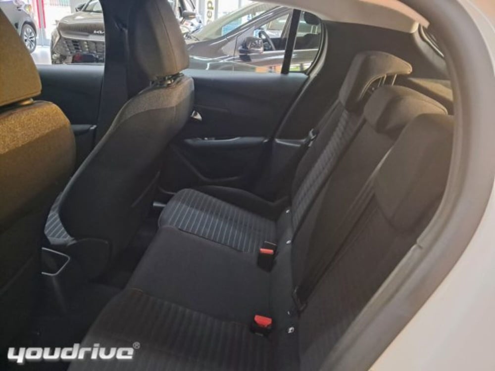 Peugeot 208 usata a Napoli (9)