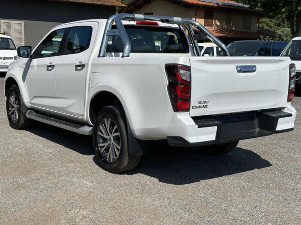 Isuzu D-Max Pick-up nuova a Lucca (11)