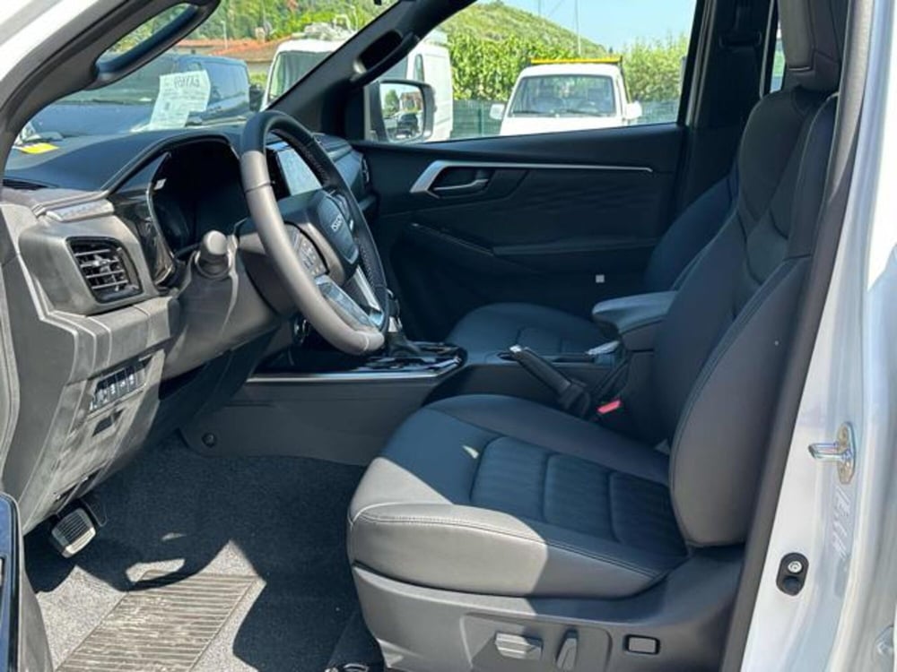Isuzu D-Max Pick-up nuova a Lucca (13)