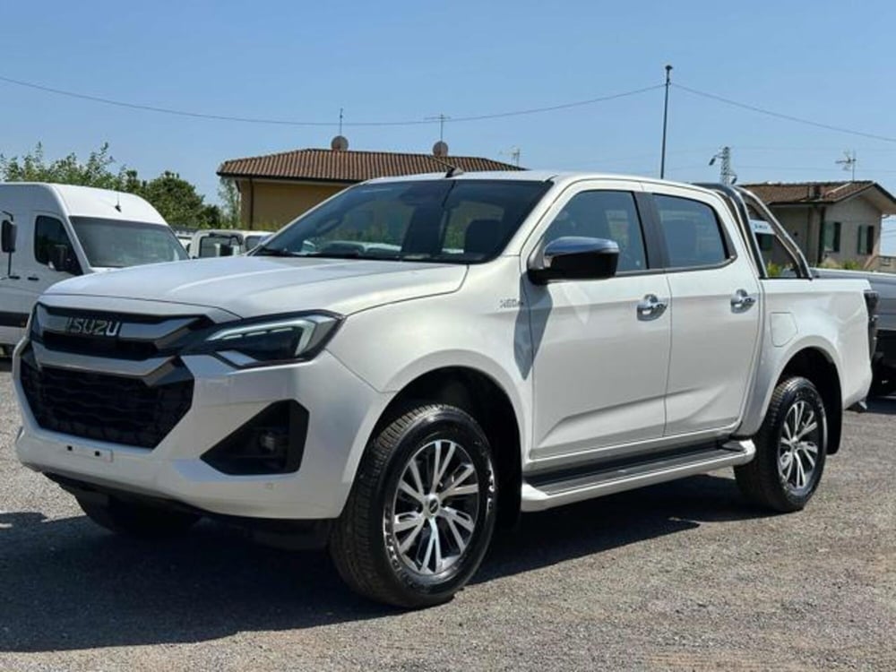 Isuzu D-Max Pick-up nuova a Lucca (2)