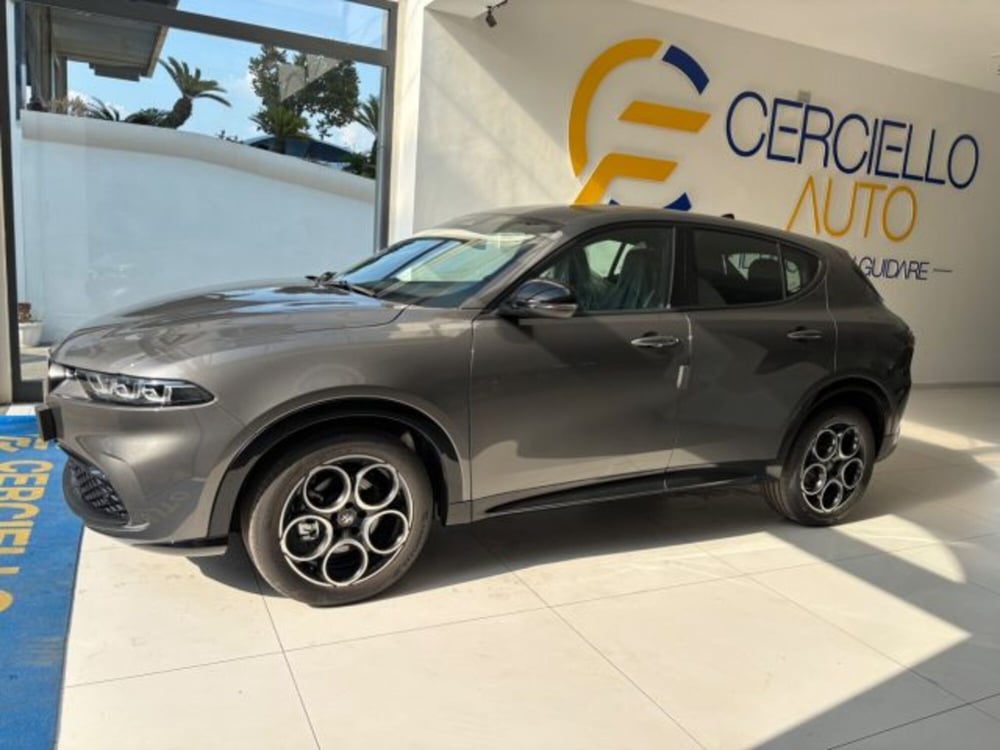 Alfa Romeo Tonale nuova a Napoli (5)