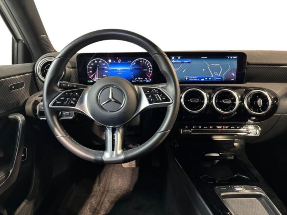Mercedes-Benz Classe A Sedan usata a Bologna (11)