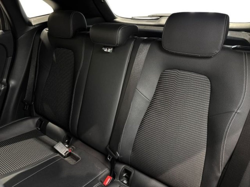 Mercedes-Benz GLA SUV usata a Bologna (16)