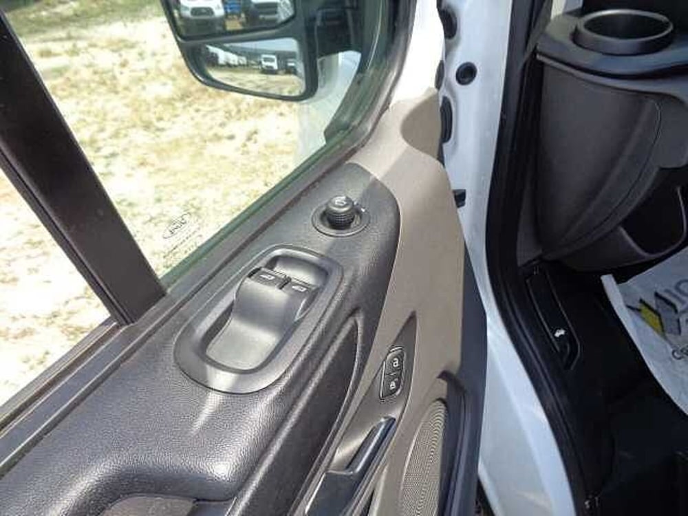 Ford Transit Custom Furgone usata a Treviso (7)