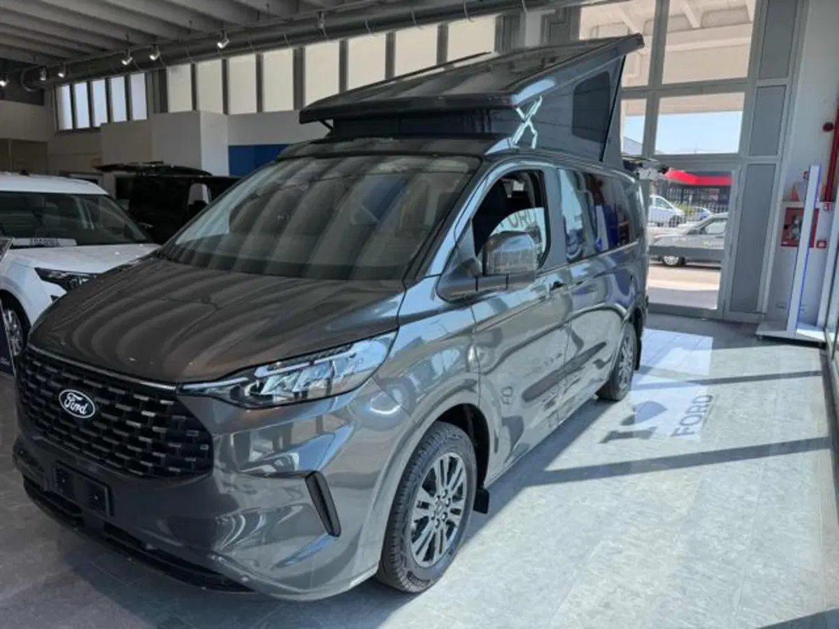 Ford Transit Custom Furgone nuova a Bologna