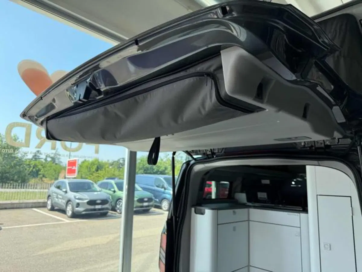 Ford Transit Custom Furgone nuova a Bologna (10)
