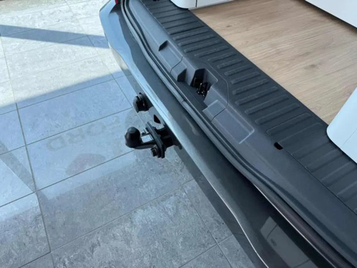 Ford Transit Custom Furgone nuova a Bologna (9)