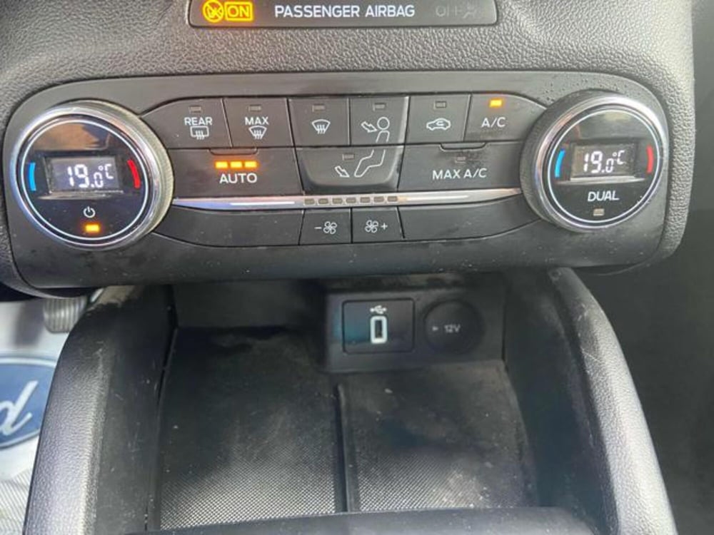 Ford Focus Station Wagon usata a Bologna (11)