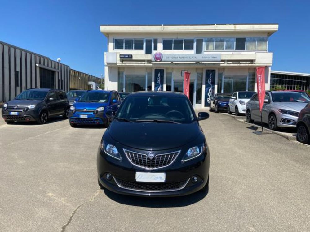 Lancia Ypsilon usata a Firenze (2)