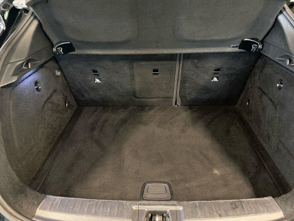Infiniti Q30 usata a Torino (8)