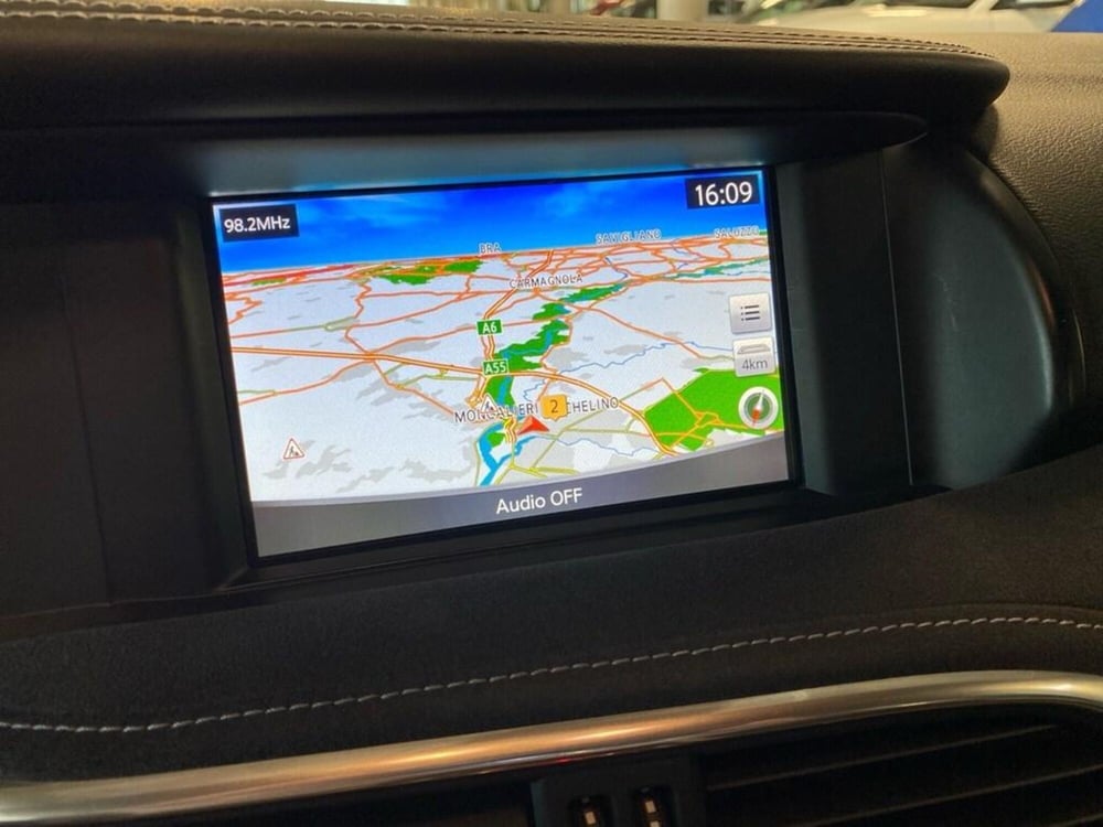 Infiniti Q30 usata a Torino (9)
