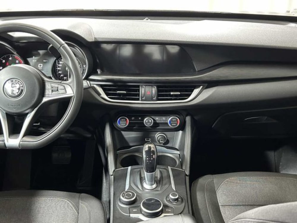 Alfa Romeo Stelvio usata a Sondrio (12)