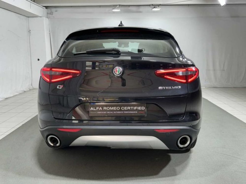 Alfa Romeo Stelvio usata a Sondrio (4)