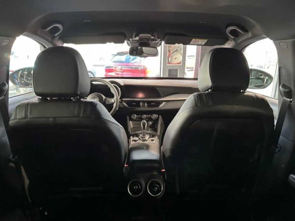 Alfa Romeo Stelvio nuova a Sondrio (16)
