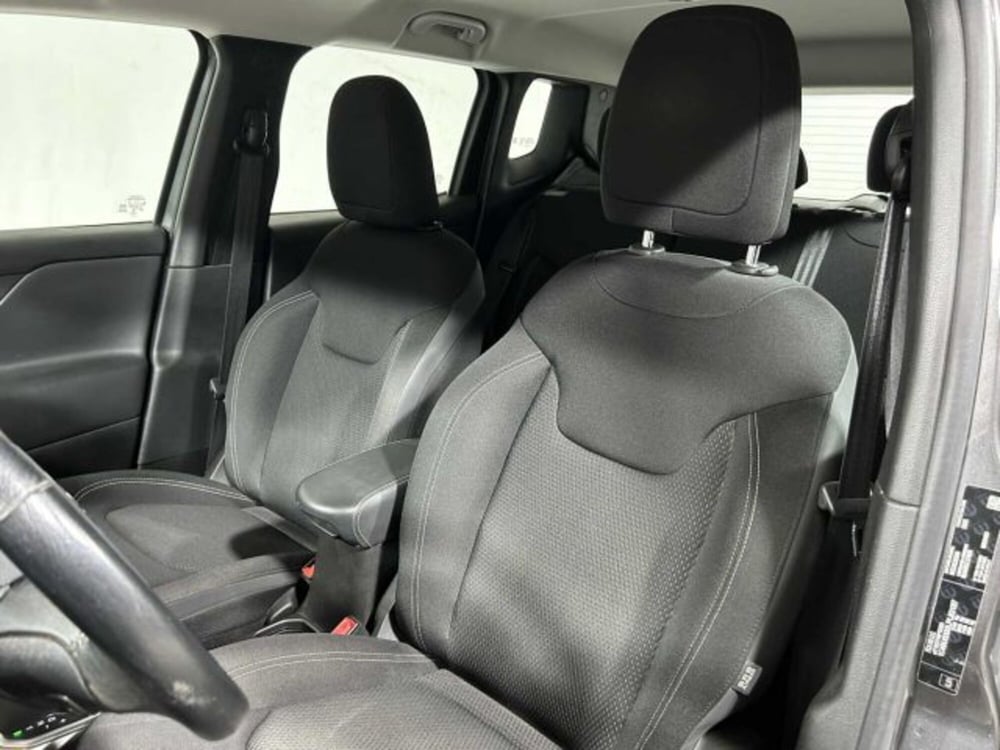 Jeep Renegade usata a Sondrio (19)