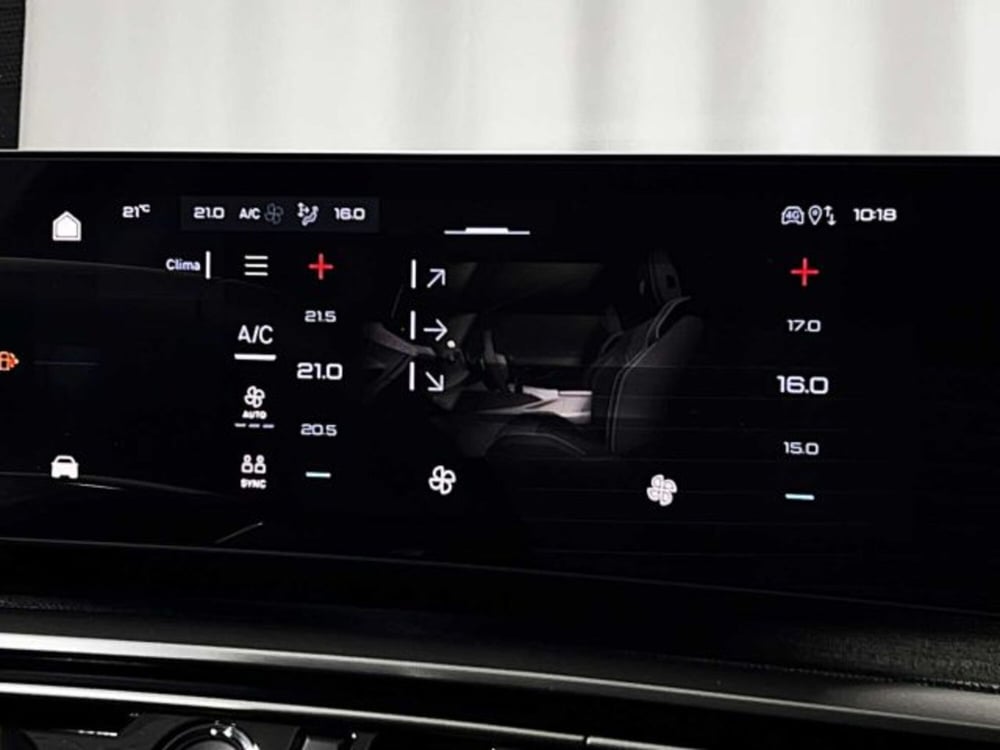 Peugeot 3008 nuova a Sondrio (18)