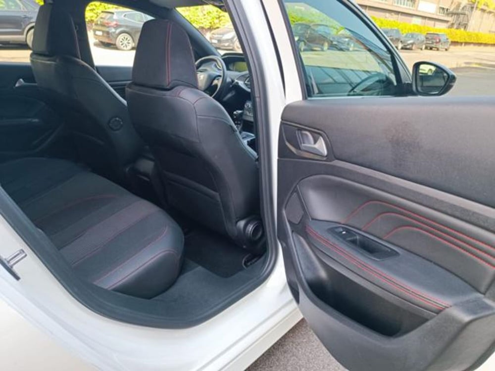 Peugeot 308 usata a Pisa (11)