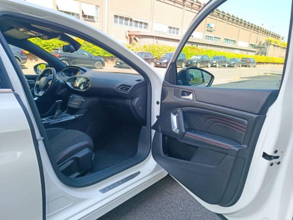 Peugeot 308 usata a Pisa (13)