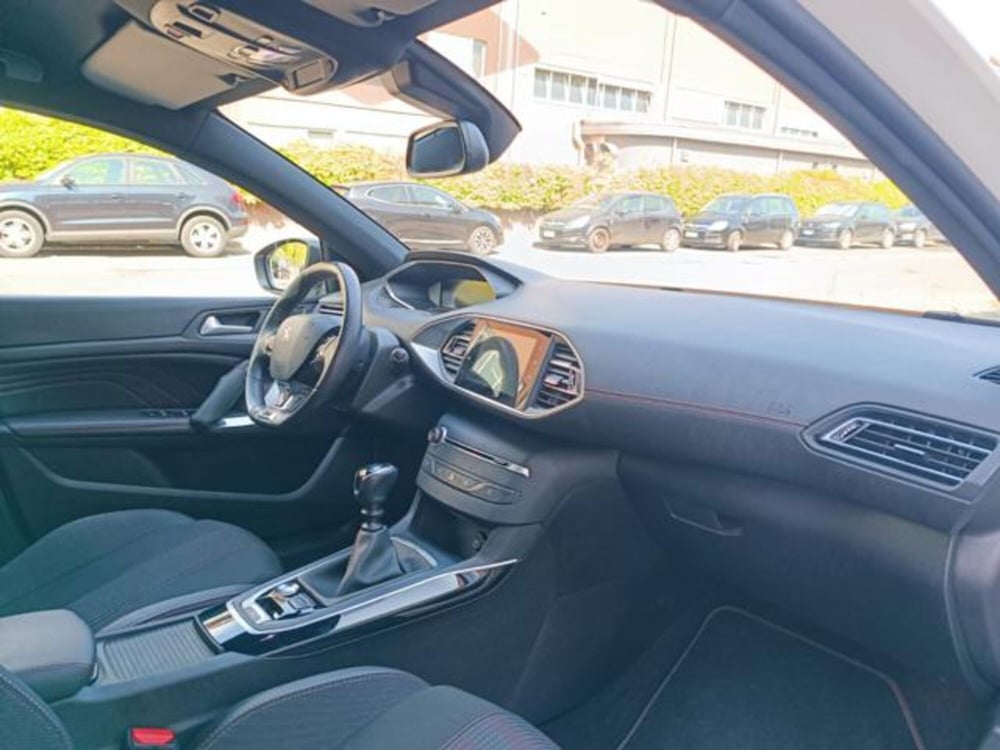 Peugeot 308 usata a Pisa (14)