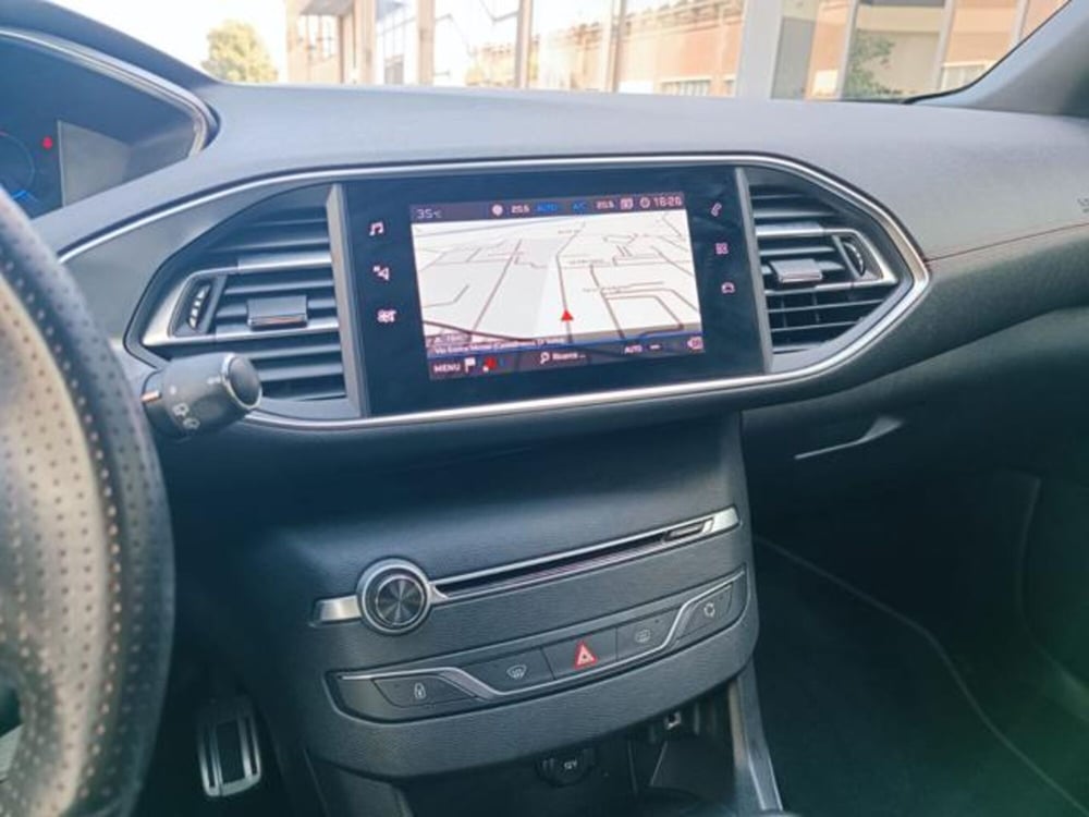 Peugeot 308 usata a Pisa (4)
