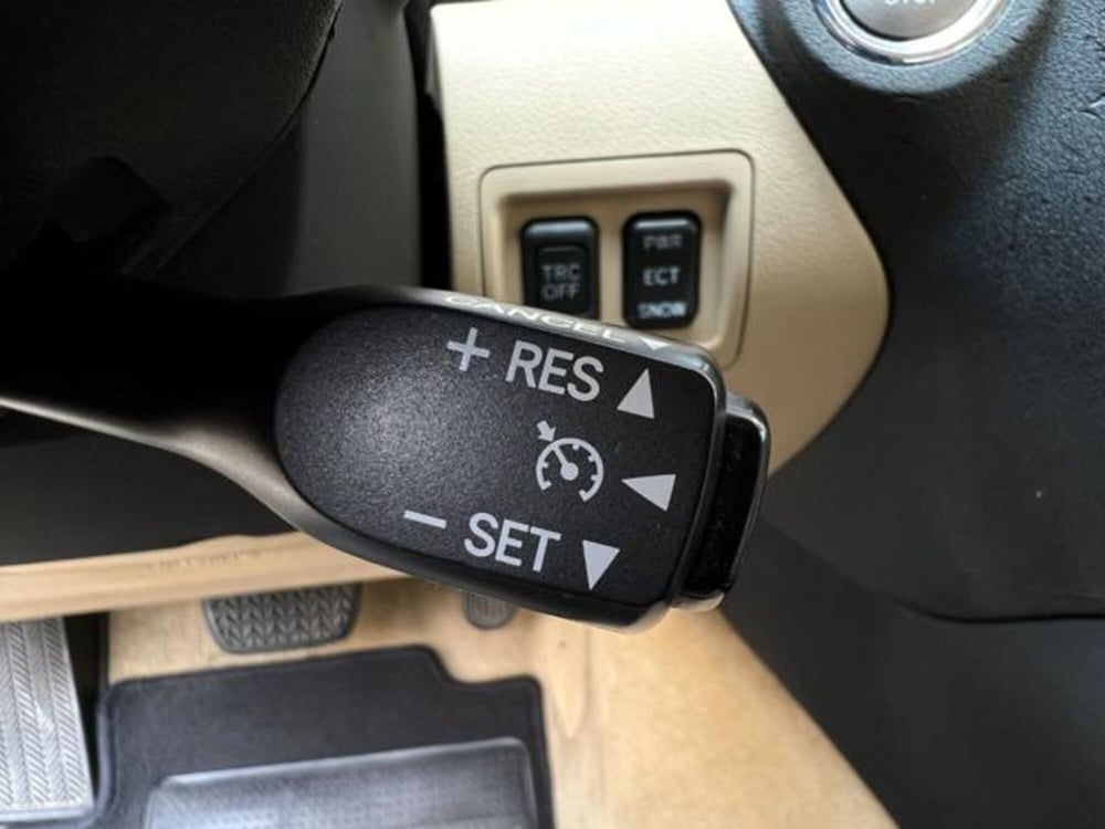 Lexus IS usata a Padova (18)