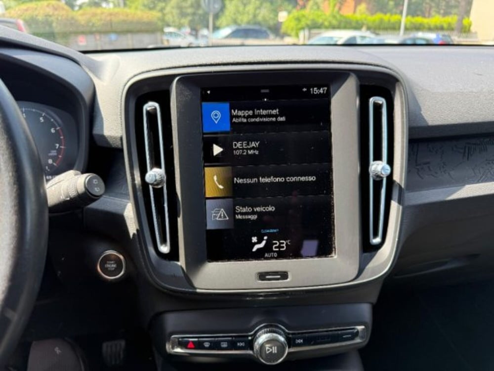 Volvo XC40 usata a Bologna (11)