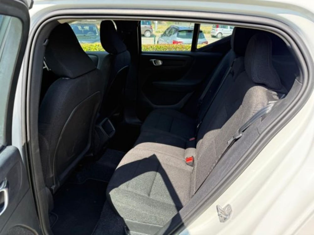 Volvo XC40 usata a Bologna (12)