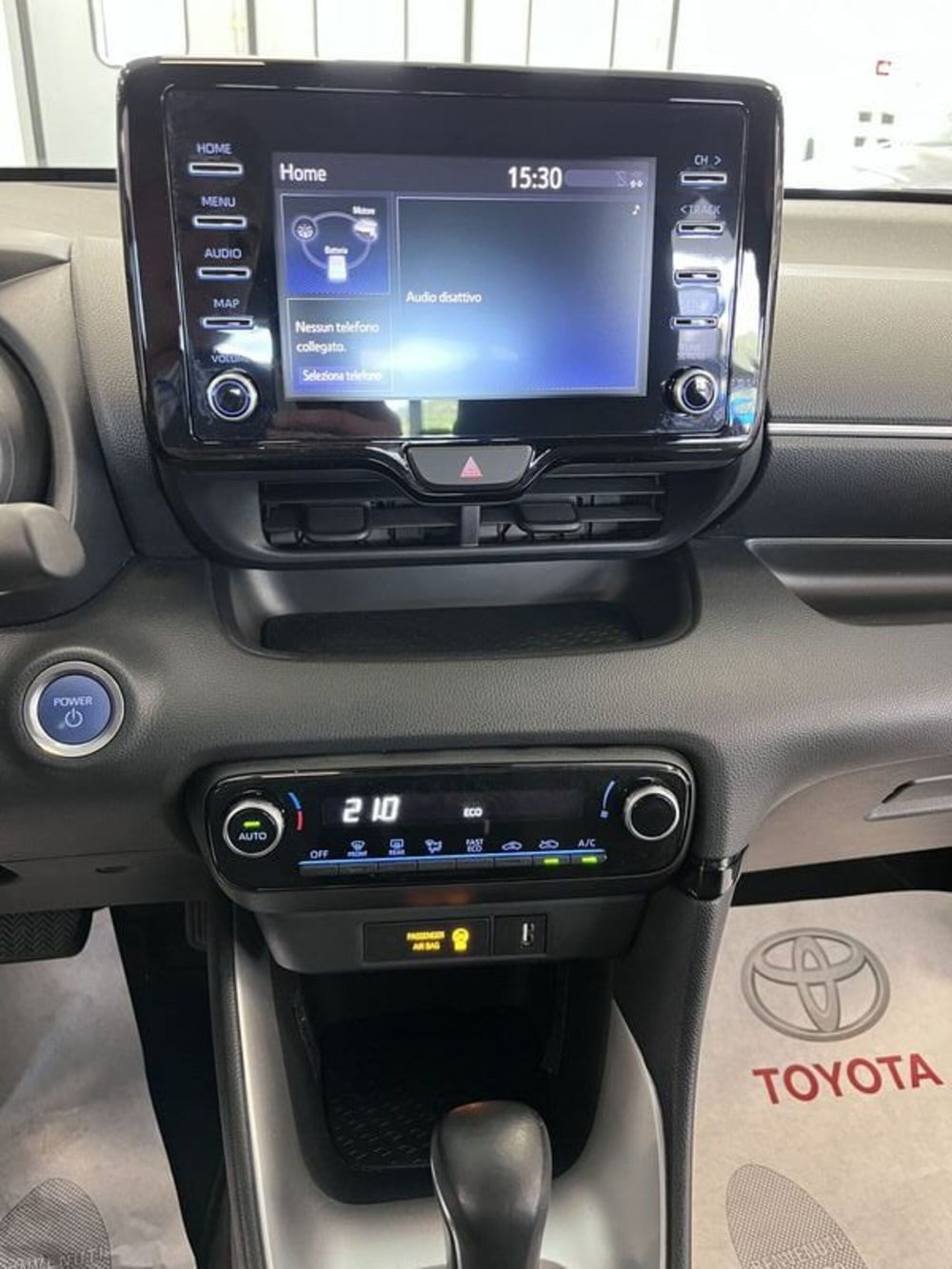 Toyota Yaris usata a Prato (11)