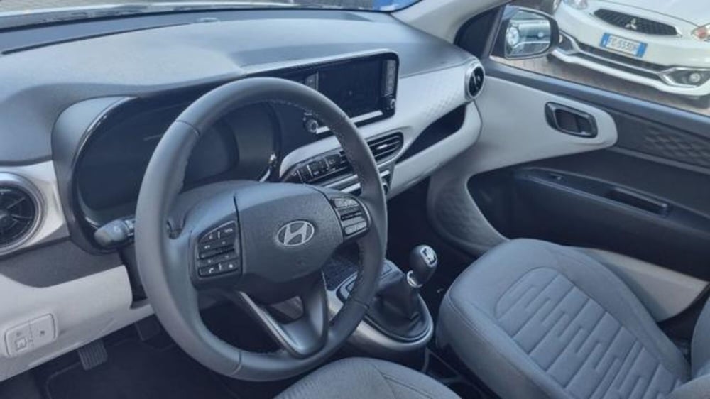 Hyundai i10 nuova a Savona (12)