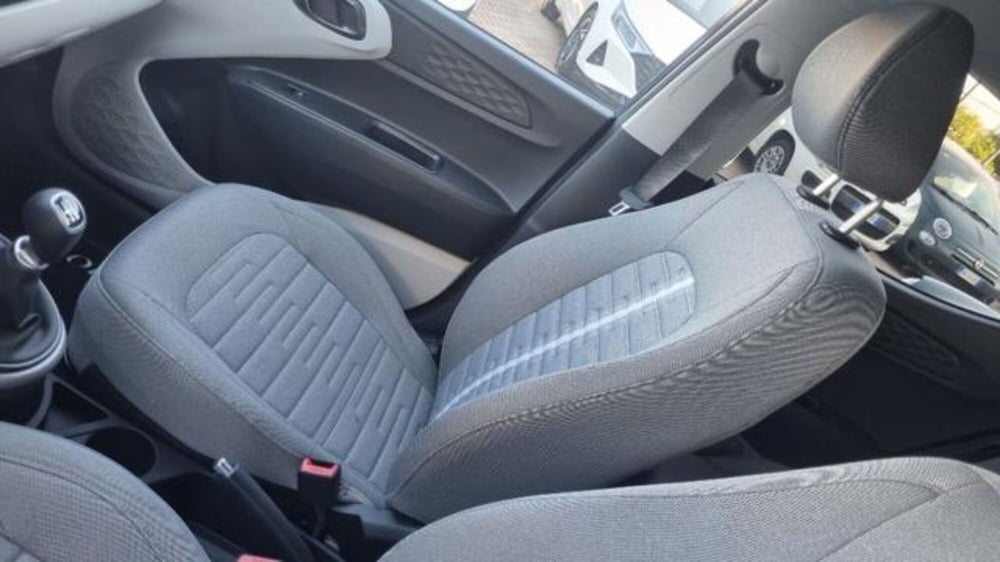 Hyundai i10 nuova a Savona (7)