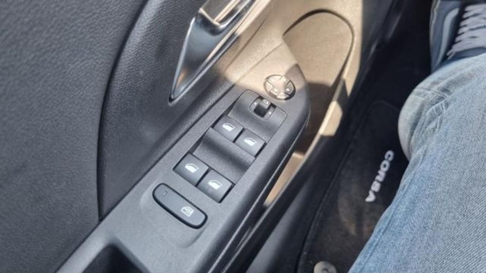 Opel Corsa usata a Savona (10)