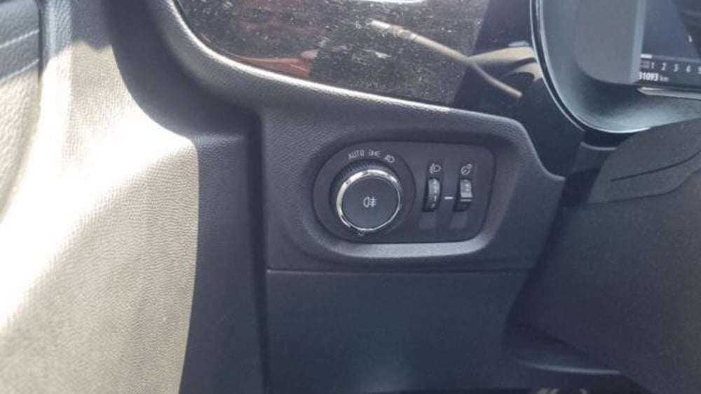 Opel Corsa usata a Savona (8)