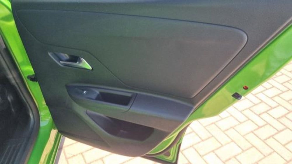 Opel Mokka usata a Savona (15)