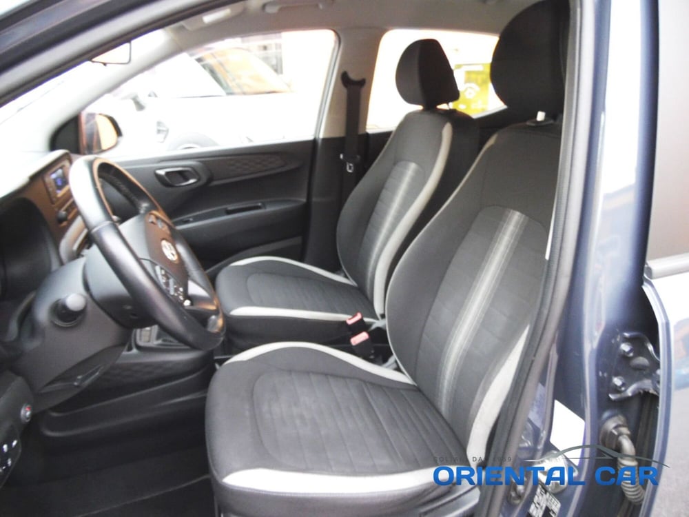 Hyundai i10 usata a La Spezia (17)