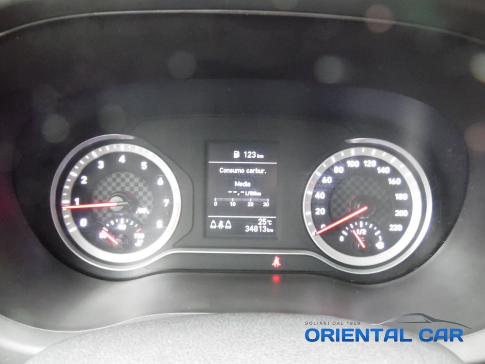 Hyundai i10 usata a La Spezia (7)