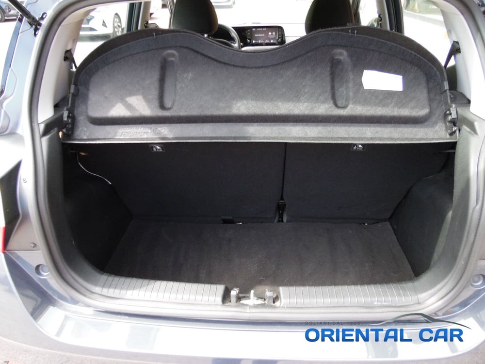 Hyundai i10 usata a La Spezia (13)