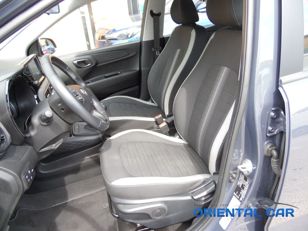 Hyundai i10 usata a La Spezia (9)